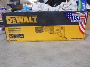 lot 40 image: DeWalt Reciprocating Saw
