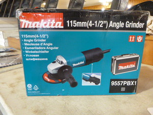 lot 43 image: Makita 4 12 Angle Grinder
