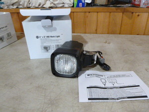 lot 51 image: Peterson Mfg. HID Work Light