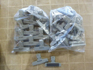 lot 129 image: 2 Bags of Chip Clips
