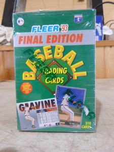 lot 146 image: 1993 Fleet Final Edition Factory Seale Baseball Card Set