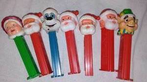 lot 536 image: Christmas Pez Dispensers (7)