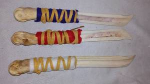 lot 541 image: Bone Knife (3)