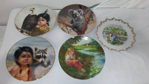 lot 593 image: Decorative Wall Plates (5)