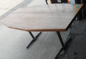 lot 811 image: Solid Butcher Block Table.