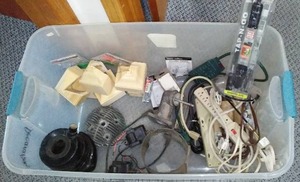 lot 687 image: 16 QT Tote and more.