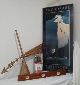 lot 633 image: Johnson Wood Level and more.