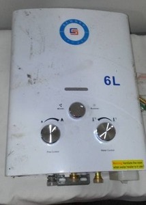 lot 718 image: Samger Water Heater.