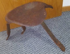 lot 724 image: Vintage Implement Steel Seat.