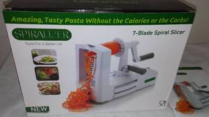 lot 737 image: Spiral Slicer in Box.