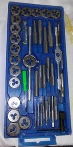 lot 759 image: Tap and Die Set.