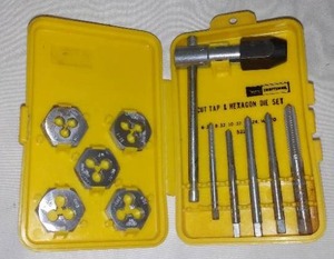 lot 766 image: Craftsman cut, tap and Hexagon tools.