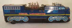 SKK Tin Diesel Train Locomotive 352.