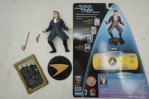 lot 3 image: Star Trek Trelane figurine, 5