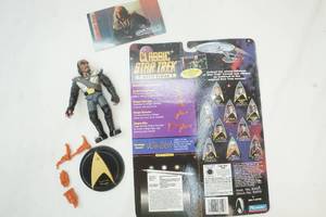 lot 20 image: Star Trek Commander Kruge