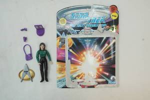 lot 37 image: Star Trek The Next Generation Collector Series 7th Season