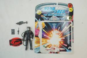 lot 40 image: Star Trek The Next Generation Collector Series 7th Season