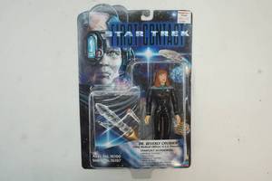 lot 113 image: Star Trek First Contact