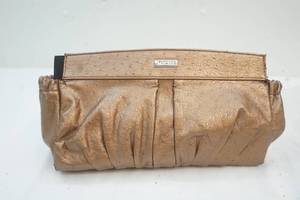 lot 141 image: Miche Handbag