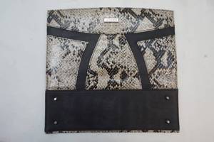 lot 152 image: Classic Shell
