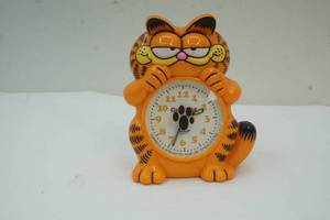 lot 171 image: Clock