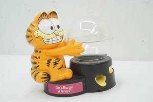 lot 172 image: Bubble Gum Dispenser