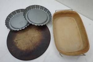 lot 187 image: Pamper Chef