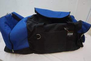 lot 214 image: Blue Snowmobile Duffle Bag