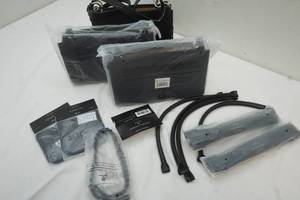 lot 221 image: Miche Handbags