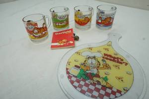 lot 239 image: Garfield Collectables
