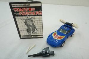 lot 262 image: Transformers Tracks Autobot