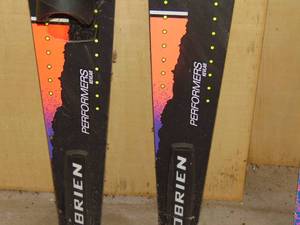 lot 49 image: Water Skis - Obrien Performers and Pinnacle Cut and Jump
