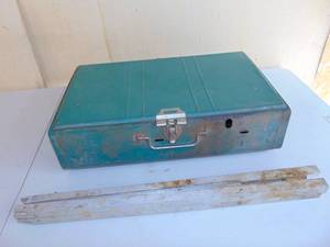 lot 51 image: Coleman Camp Stove with Table Stand