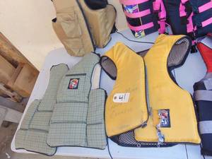 lot 41 image: Lot of 8 Adult Life Jackets