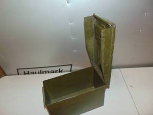 lot 93 image: Metal Ammunition Box