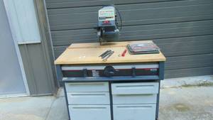 lot 110 image: Sears Craftsman 10 Radial Arm Saw with Extra Blades and Craftsman Dust Collector