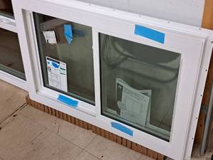 lot 214 image: Endure EN600 Series 2-Lite Slider Window 602 42x28