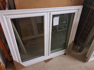 lot 268 image: Lindsay 2 Part Brick Mold Window 46.2x39