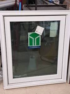 lot 272 image: Window 32.875x38.43