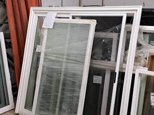 lot 473 image: Lindsay Slider Door 75-14x72