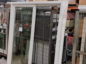 lot 470 image: Slider Door 74.25x82.5
