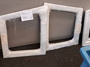 lot 451 image: Lot of (2) Poplar Trapezoid Windows 18x23