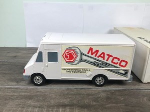 lot 43 image: 1996 Funrise plastic battery operated Matco Tools delivery van