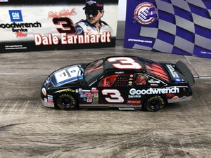 lot 53 image: 1999 Nascar Action Racing Collectibles Dale Earnhardt Monte Carlo #3 GM Goodwrench Service Plus  Sign 124 scale die cast stock car