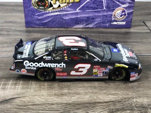 lot 80 image: 2000 Nascar Action Racing Race Fans Collectibles Dale Earnhardt Monte Carlo #3  GM Goodwrench Service Plus 124 scale die cast chrome stock car