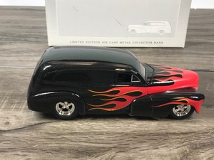 lot 95 image: 1999 SpecCast Mac Tools Street Rod Series 1946 Chevrolet Sedan Delivery Street Rod 125 scale die cast coin bank