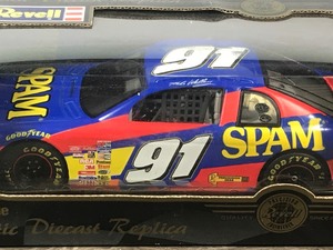 lot 109 image: 1997 Nascar Revell Mike Wallace #91  Spam 124 scale die cast stock car