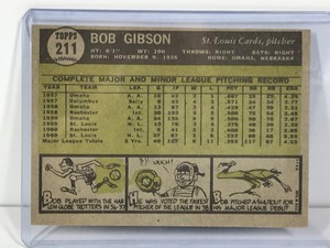 lot 137 image: 1961 Topps Baseball Card Bob Gibson #211