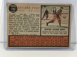 lot 152 image: 1962 Topps Baseball Card Gaylord Perry Rookie #199