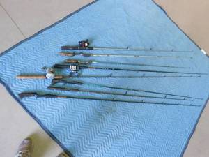 lot 219 image: 8 Fishing rods and 3 reels